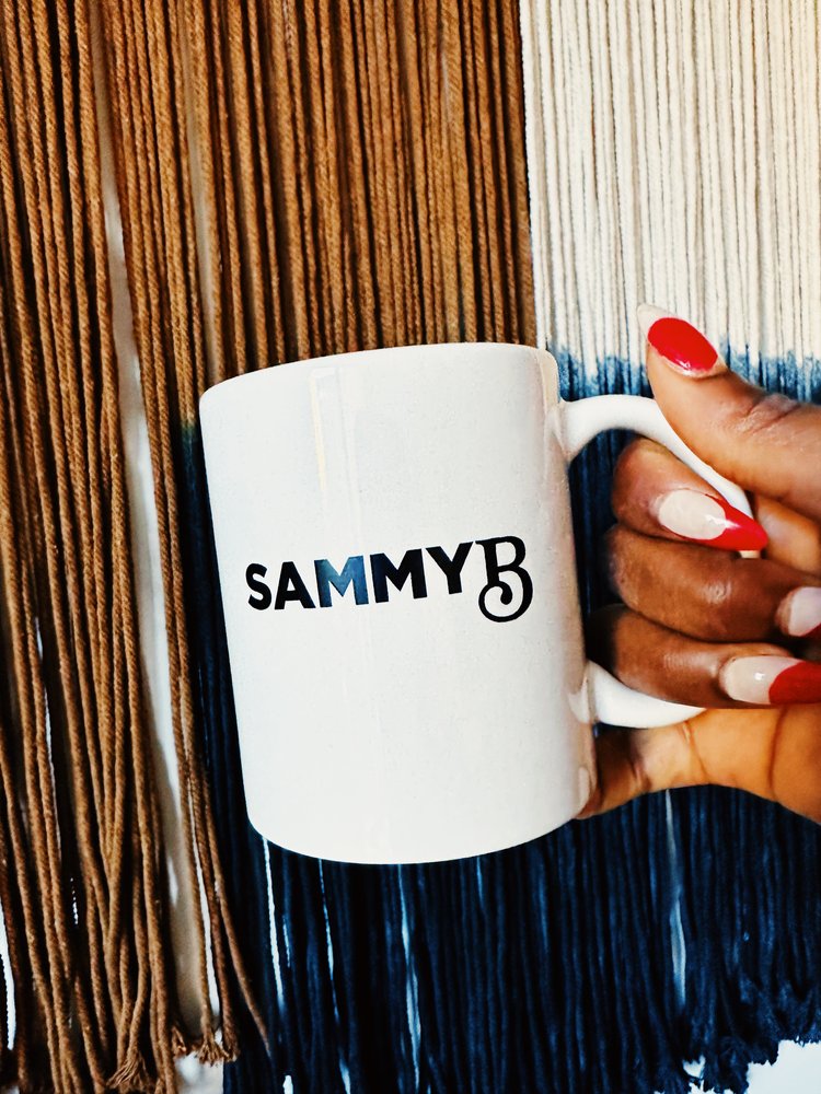 SAMMYB MUG WHITE W BLACK