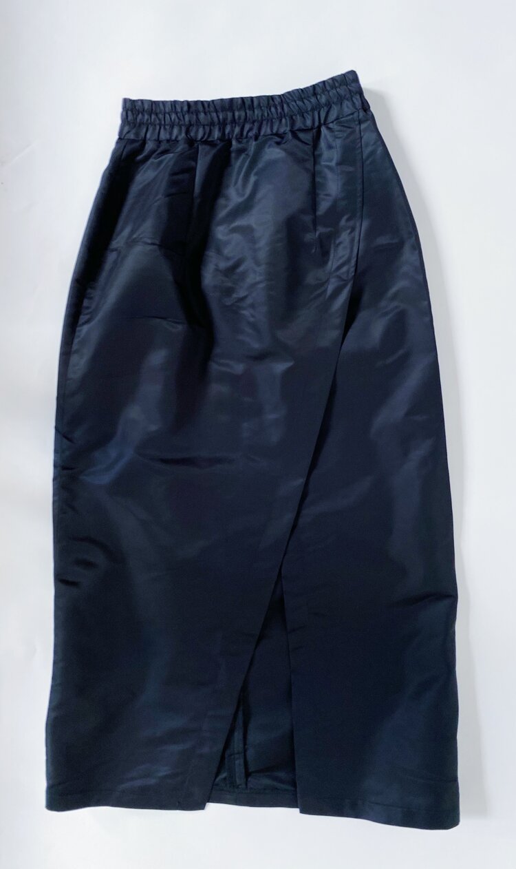 7TH STREET SKIRT BLACK : READY TO SHIP
