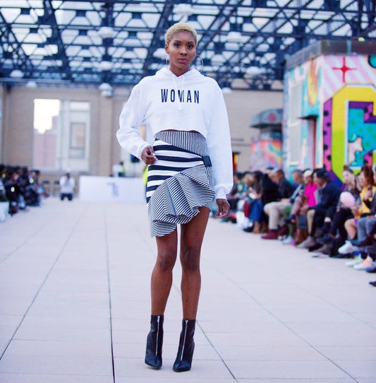 WOMAN: CROPPED HOODIE