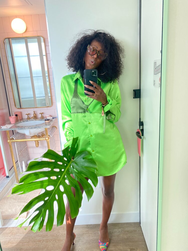 MICHELLE MINI BUTTON DOWN LIME