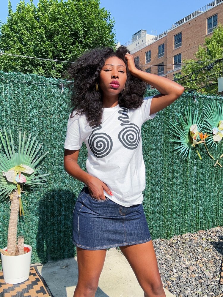AROUND THE WORLD TSHIRT