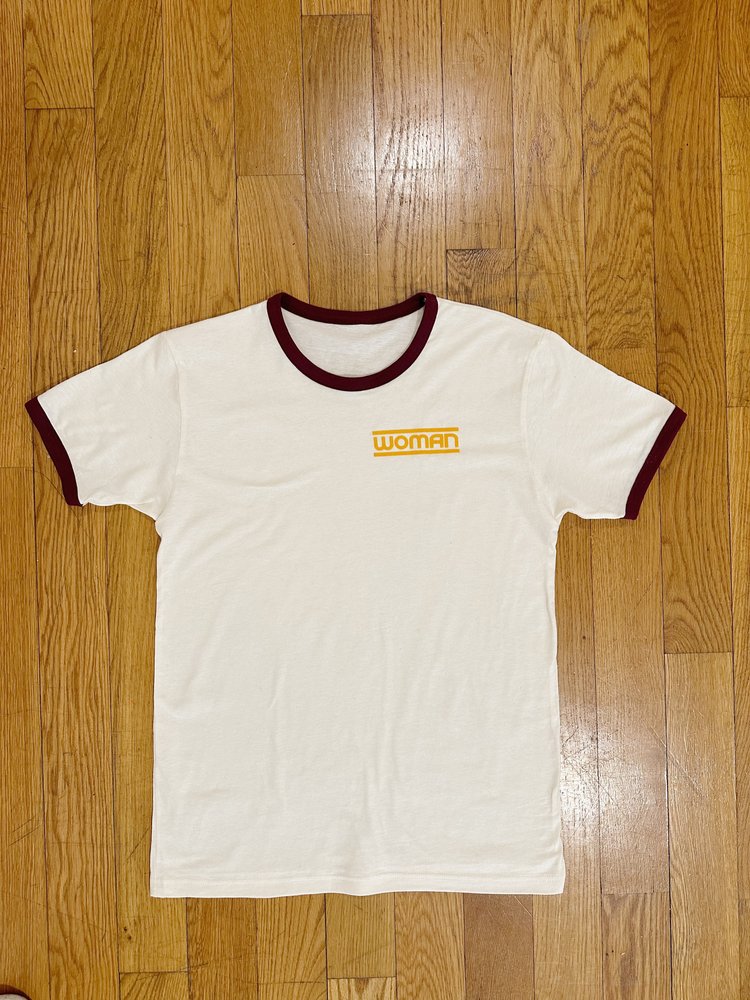 RETRO WOMAN TSHIRT